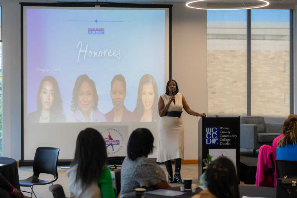 FigureSkatingInDetroit-4thAnnual-025